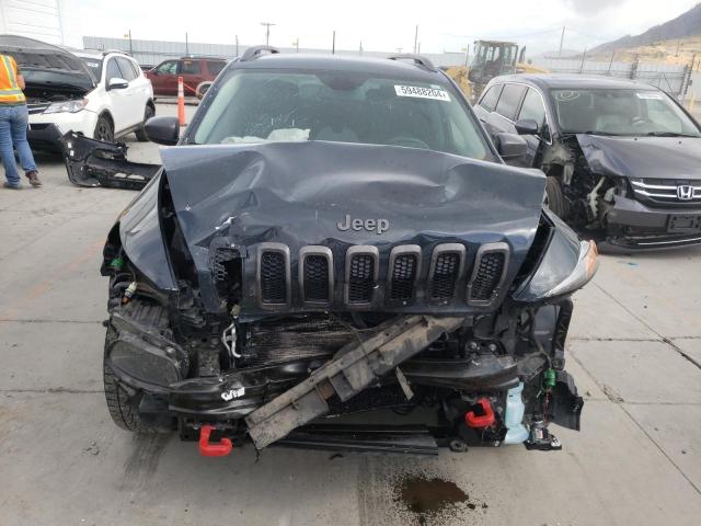 1C4PJMBS4GW310676 - 2016 JEEP CHEROKEE TRAILHAWK CHARCOAL photo 5
