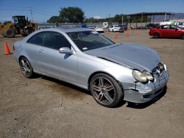 WDBTJ56H99F265495 - 2009 MERCEDES-BENZ CLK 350 SILVER photo 4