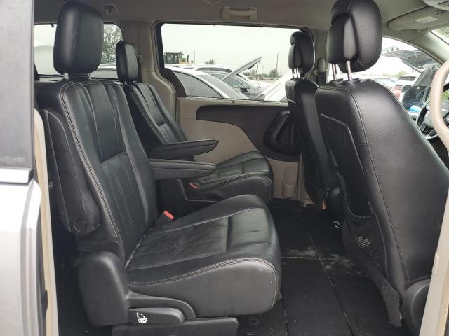 2C4RC1CG7ER115947 - 2014 CHRYSLER TOWN & COU TOURING L SILVER photo 11