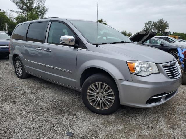 2C4RC1CG7ER115947 - 2014 CHRYSLER TOWN & COU TOURING L SILVER photo 4