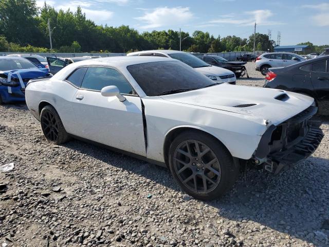 2C3CDZFJ1KH741539 - 2019 DODGE CHALLENGER R/T SCAT PACK WHITE photo 4