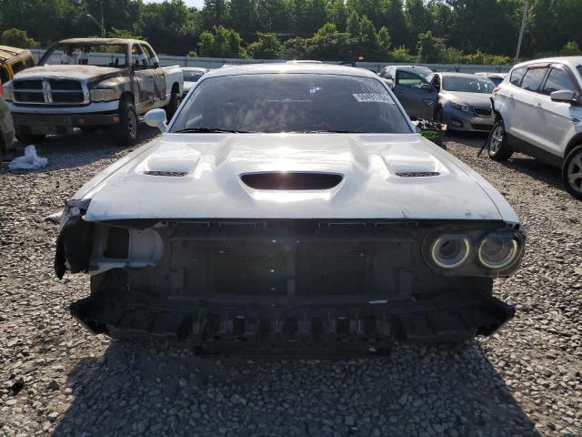 2C3CDZFJ1KH741539 - 2019 DODGE CHALLENGER R/T SCAT PACK WHITE photo 5
