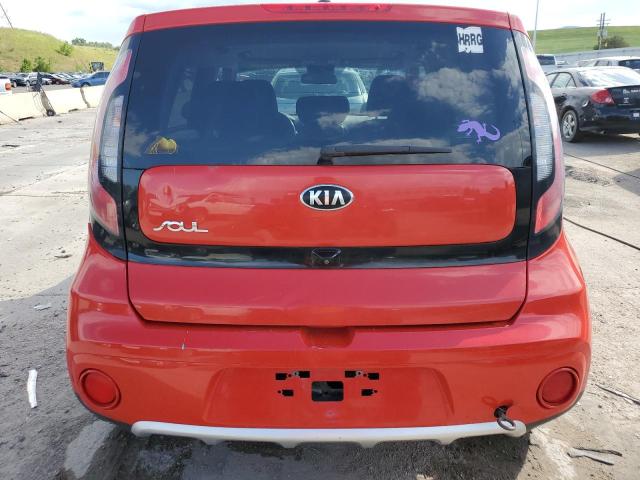 KNDJP3A50H7426687 - 2017 KIA SOUL + RED photo 6