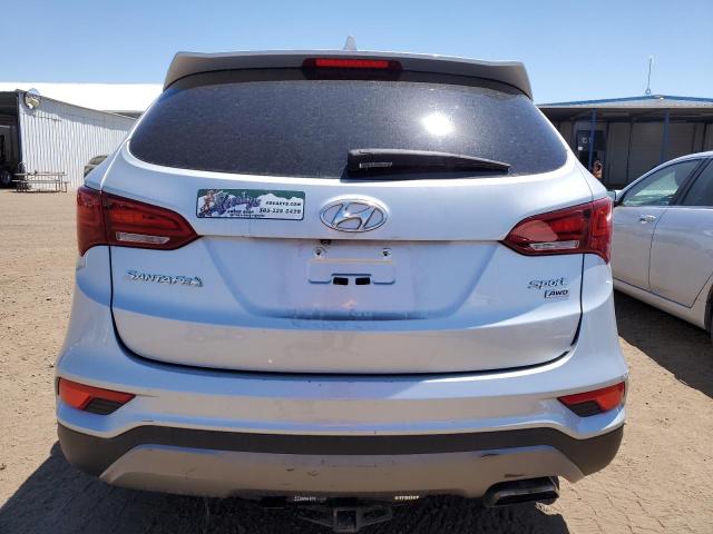 5XYZTDLBXHG440168 - 2017 HYUNDAI SANTA FE S SILVER photo 6