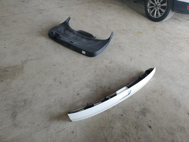 1FMCU0J91HUD92047 - 2017 FORD ESCAPE TITANIUM თეთრი ფოტო 12