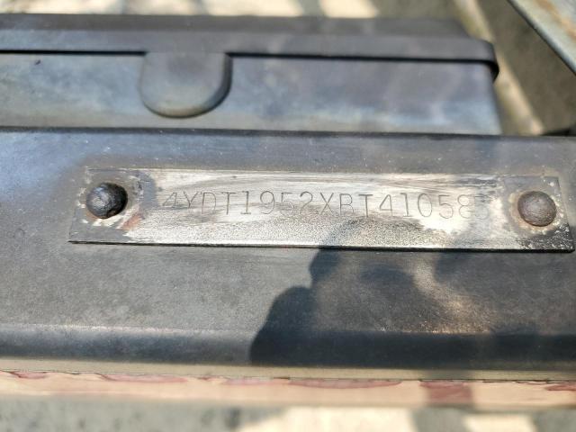 4YDT1952XBT410585 - 2011 PASSPORT TRAVELTRLR WHITE photo 10