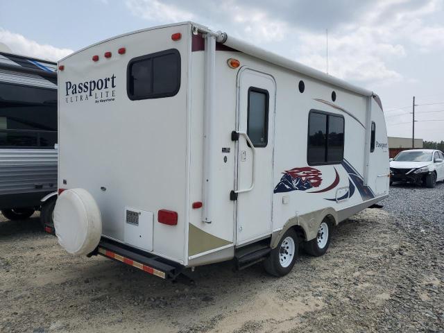 4YDT1952XBT410585 - 2011 PASSPORT TRAVELTRLR WHITE photo 4