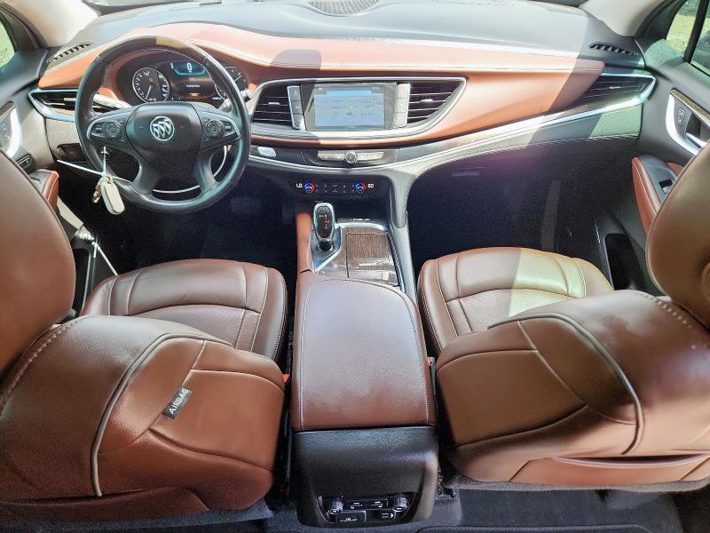 5GAEVCKWXJJ188937 - 2018 BUICK ENCLAVE AVENIR GRAY photo 8