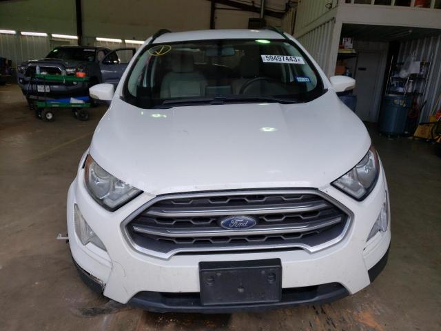 MAJ3P1TEXJC189140 - 2018 FORD ECOSPORT SE WHITE photo 5