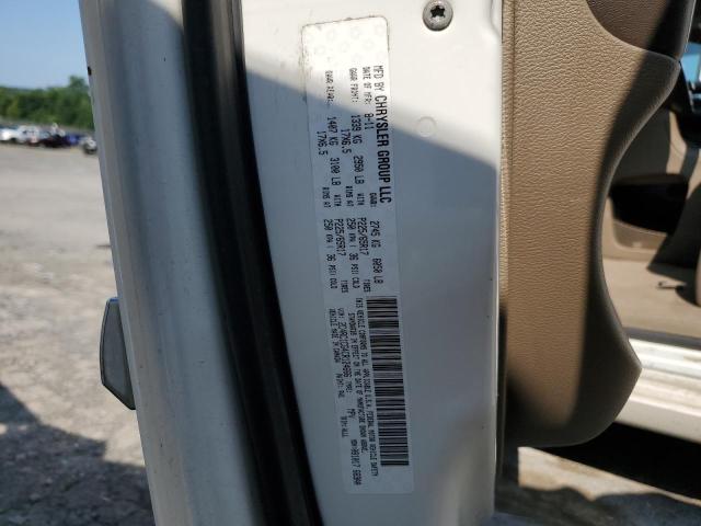 2C4RC1CG4CR124666 - 2012 CHRYSLER TOWN & COU TOURING L WHITE photo 13