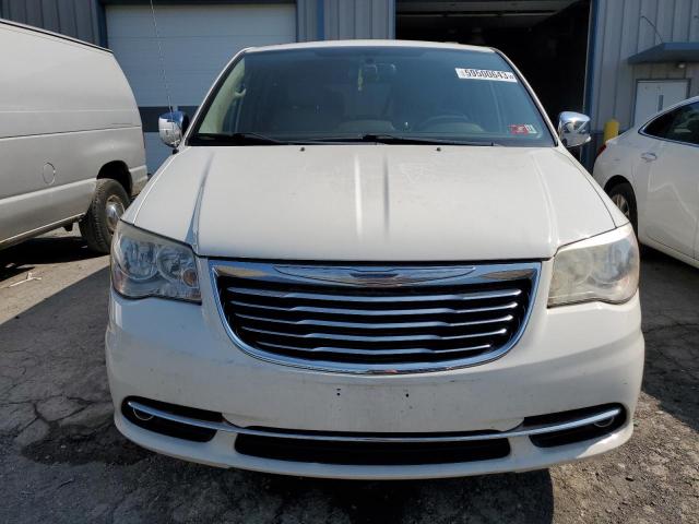 2C4RC1CG4CR124666 - 2012 CHRYSLER TOWN & COU TOURING L WHITE photo 5