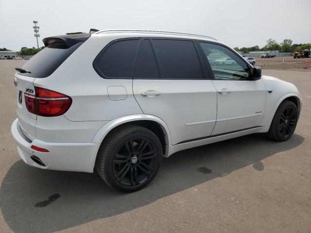 5UXZV8C54D0C16861 - 2013 BMW X5 XDRIVE50I WHITE photo 3