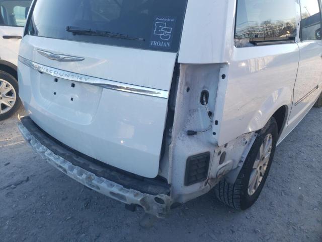 2C4RC1BG7GR253296 - 2016 CHRYSLER TOWN & COU TOURING WHITE photo 9