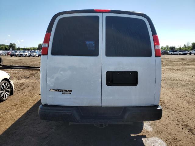 1GCWGFCF1F1287179 - 2015 CHEVROLET EXPRESS G2 WHITE photo 6