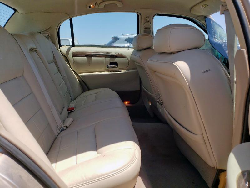 1LNHM81W9XY659162 - 1999 LINCOLN TOWN CAR EXECUTIVE Beige Foto 10