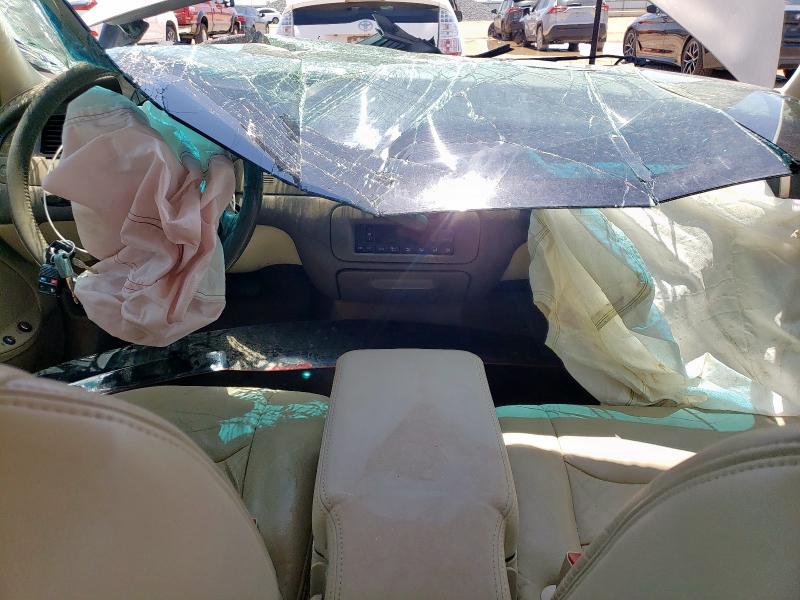 1LNHM81W9XY659162 - 1999 LINCOLN TOWN CAR EXECUTIVE Beige Foto 8