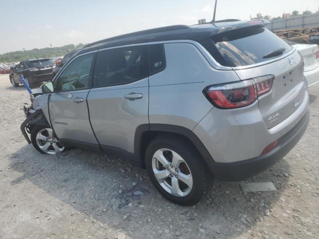 3C4NJDBB9JT492931 - 2018 JEEP COMPASS LATITUDE Gris photo 2