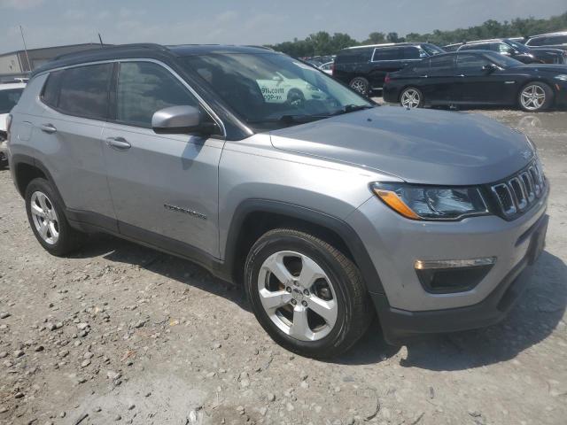 3C4NJDBB9JT492931 - 2018 JEEP COMPASS LATITUDE Gris photo 4
