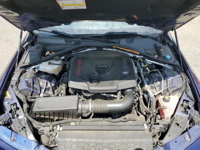 ZARFAEDN7H7547219 - 2017 ALFA ROMEO GIULIA Q4 蓝色 照片 11