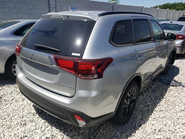 JA4AZ3A34JZ063873 - 2018 MITSUBISHI OUTLANDER SE SILVER photo 4