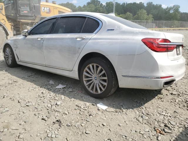 WBA7J2C56KB246411 - 2019 BMW 740 XE WHITE photo 2