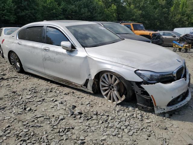 WBA7J2C56KB246411 - 2019 BMW 740 XE WHITE photo 4