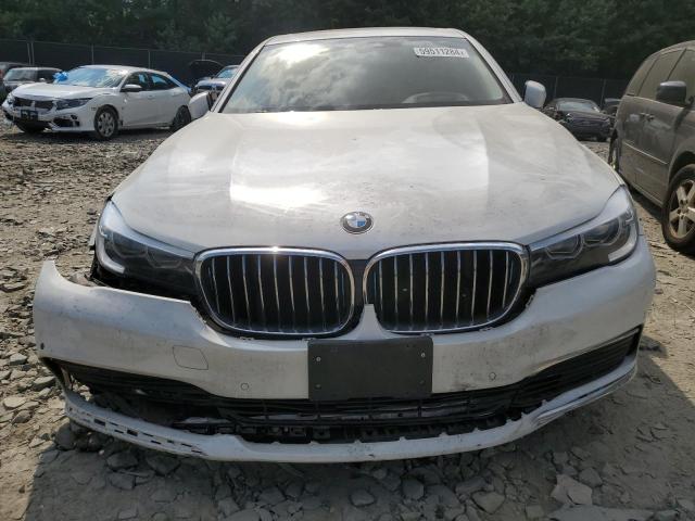 WBA7J2C56KB246411 - 2019 BMW 740 XE WHITE photo 5