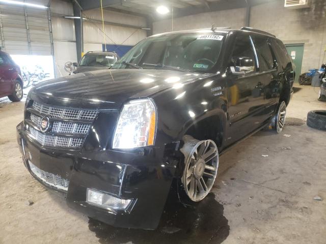 1GYS4CEF7DR372183 - 2013 CADILLAC ESCALADE PREMIUM BLACK photo 2