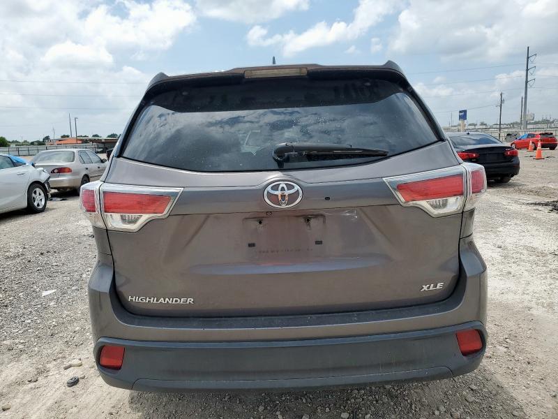 5TDKKRFH7FS112885 - 2015 TOYOTA HIGHLANDER XLE GRAY photo 6