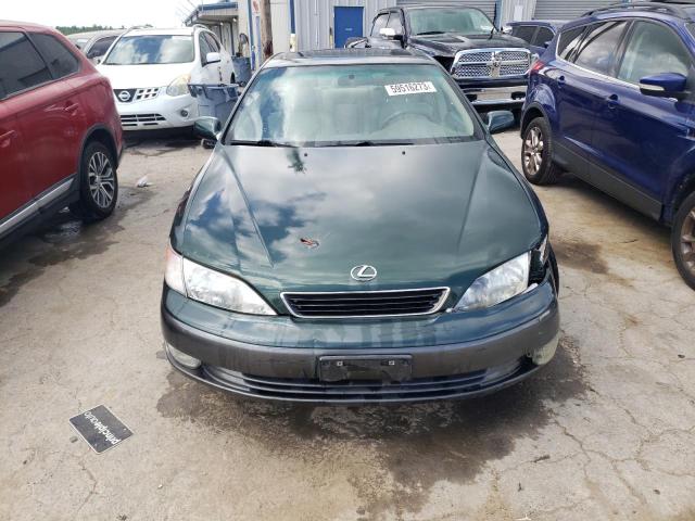 JT8BF28GXX5052350 - 1999 LEXUS ES 300 GREEN photo 5