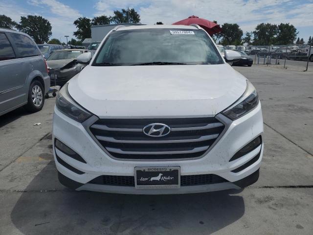 KM8J33A23HU298654 - 2017 HYUNDAI TUCSON LIMITED WHITE photo 5