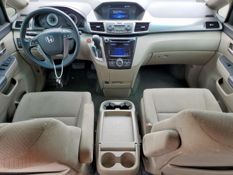 5FNRL5H4XFB092067 - 2015 HONDA ODYSSEY EX WHITE photo 8