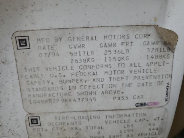 1G4BR82P9RR437345 - 1994 BUICK ROADMASTER ESTATE WHITE photo 13