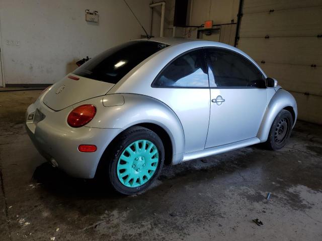 3VWBK31CX5M409234 - 2005 VOLKSWAGEN NEW BEETLE GL 银色 照片 3