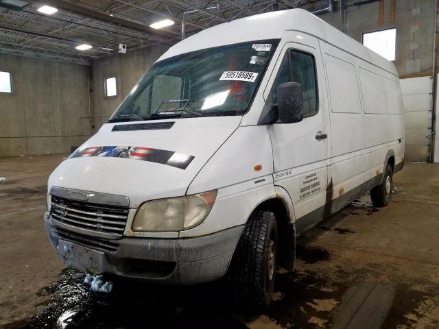 WD2YD741925362612 - 2002 FREIGHTLINER SPRINTER 2500  photo 2