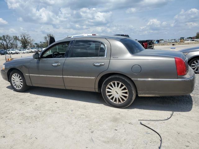 1LNHM81W63Y673109 - 2003 LINCOLN TOWN CAR EXECUTIVE GRAY photo 2