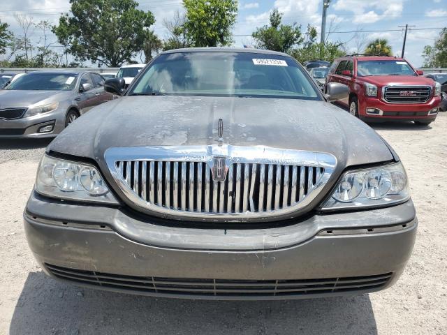 1LNHM81W63Y673109 - 2003 LINCOLN TOWN CAR EXECUTIVE GRAY photo 5