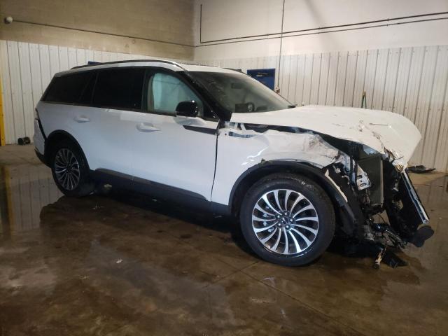 5LM5J7XC7PGL01287 - 2023 LINCOLN AVIATOR RESERVE WHITE photo 4