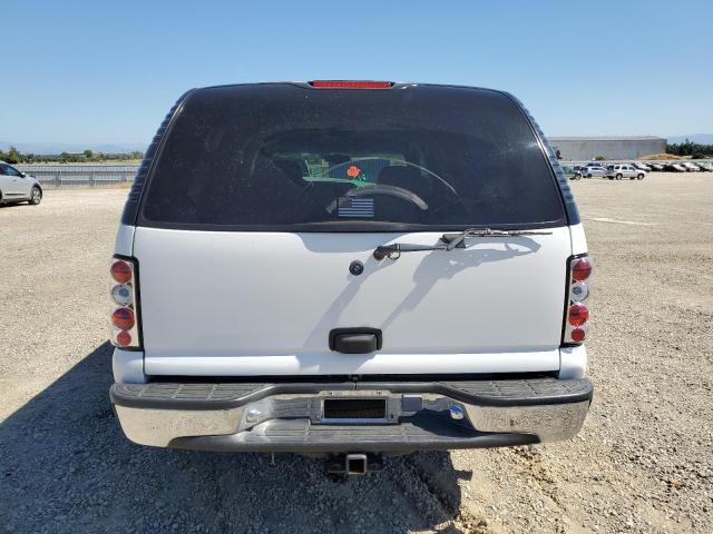 1GNEC16TX2J100258 - 2002 CHEVROLET SUBURBAN C1500 WHITE photo 6