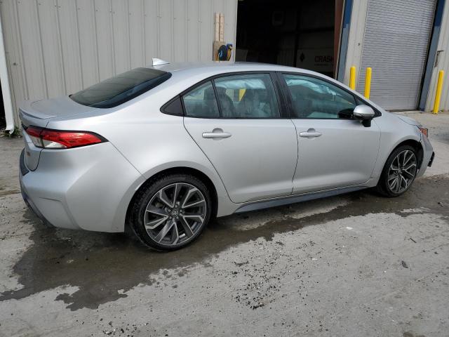 5YFS4MCE8NP102042 - 2022 TOYOTA COROLLA SE Plata foto 3