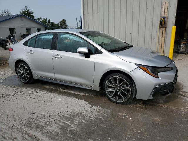 5YFS4MCE8NP102042 - 2022 TOYOTA COROLLA SE Plata foto 4