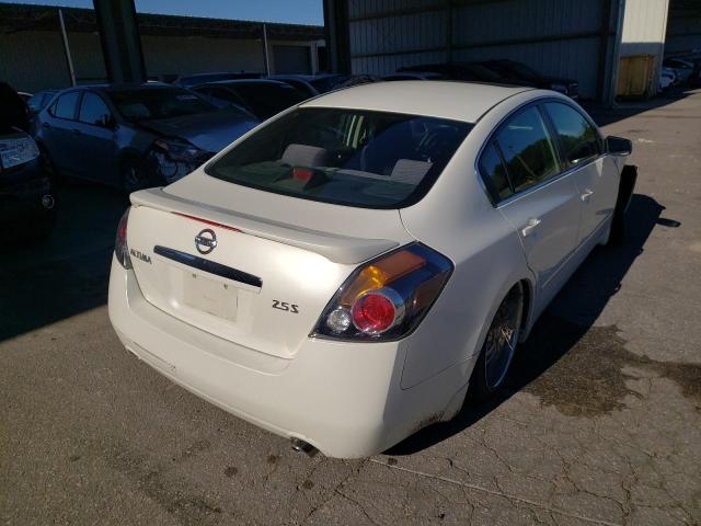 1N4AL21E88C204837 - 2008 NISSAN ALTIMA 2.5 WHITE photo 4