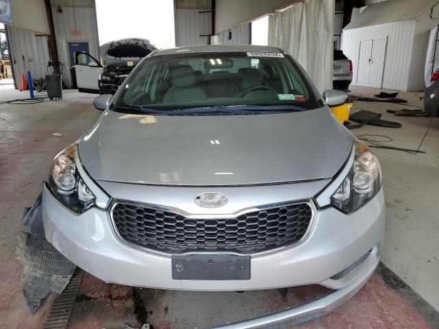 KNAFK4A69F5426194 - 2015 KIA FORTE LX SILVER photo 5