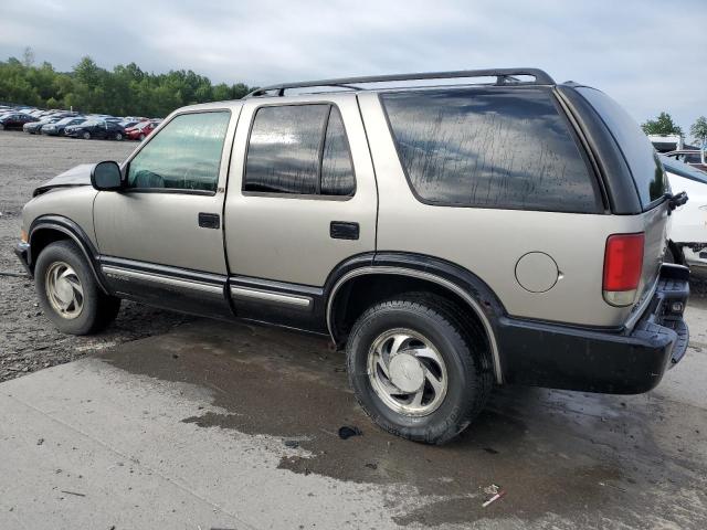 1GNDT13WXY2325065 - 2000 CHEVROLET BLAZER BEIGE photo 2