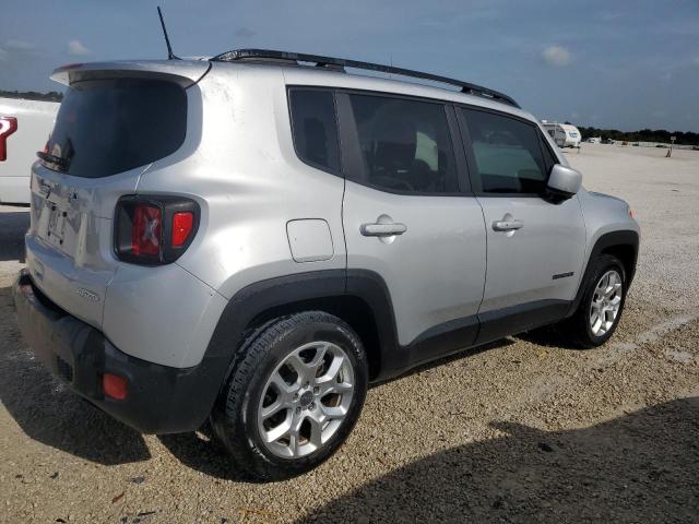 ZACCJABB1JPH00264 - 2018 JEEP RENEGADE LATITUDE SILVER photo 3