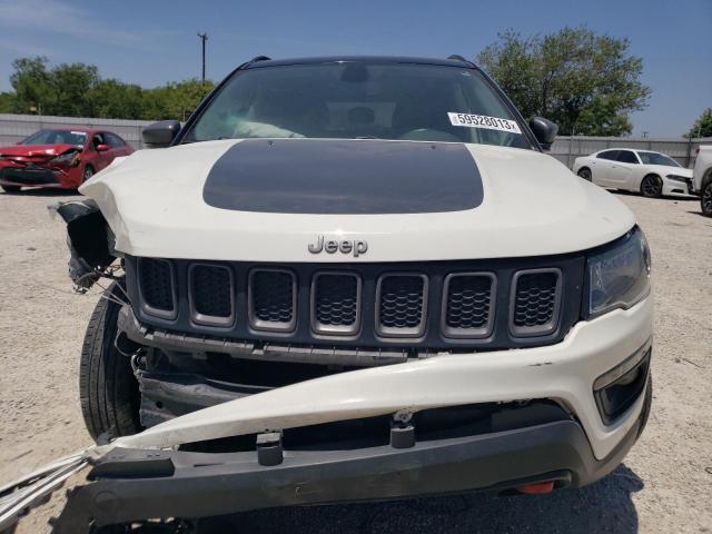 3C4NJDDB3KT747877 - 2019 JEEP COMPASS TRAILHAWK WHITE photo 5