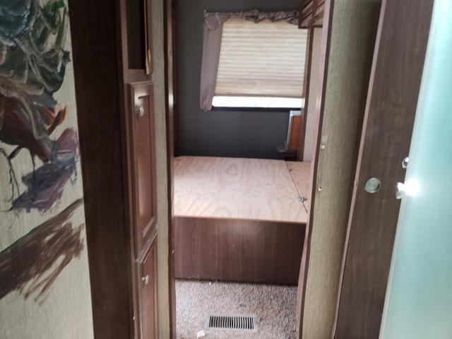 4YDF35924H1532518 - 2017 KEYSTONE SPRINTER BEIGE photo 6