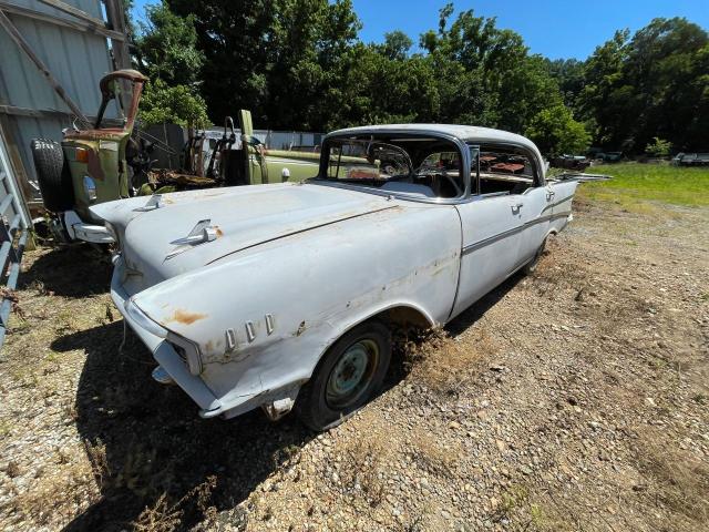 VC57L173277 - 1957 CHEVROLET BEL AIR GRAY photo 2