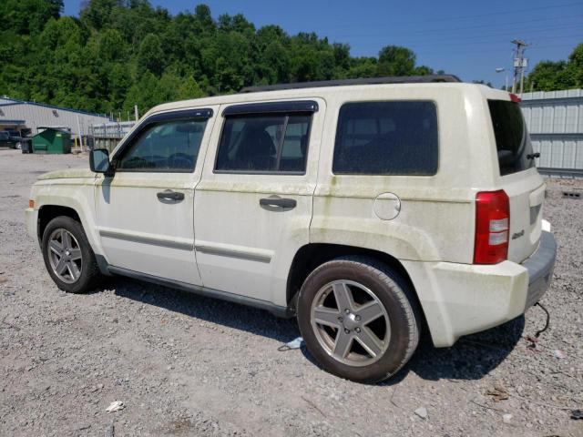 1J8FF48W58D541180 - 2008 JEEP PATRIOT LIMITED WHITE photo 2