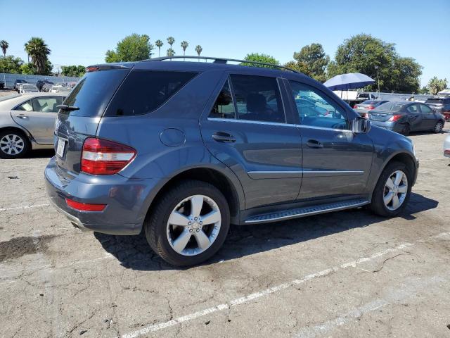 4JGBB8GB6AA559049 - 2010 MERCEDES-BENZ ML 350 4MATIC GRAY photo 3